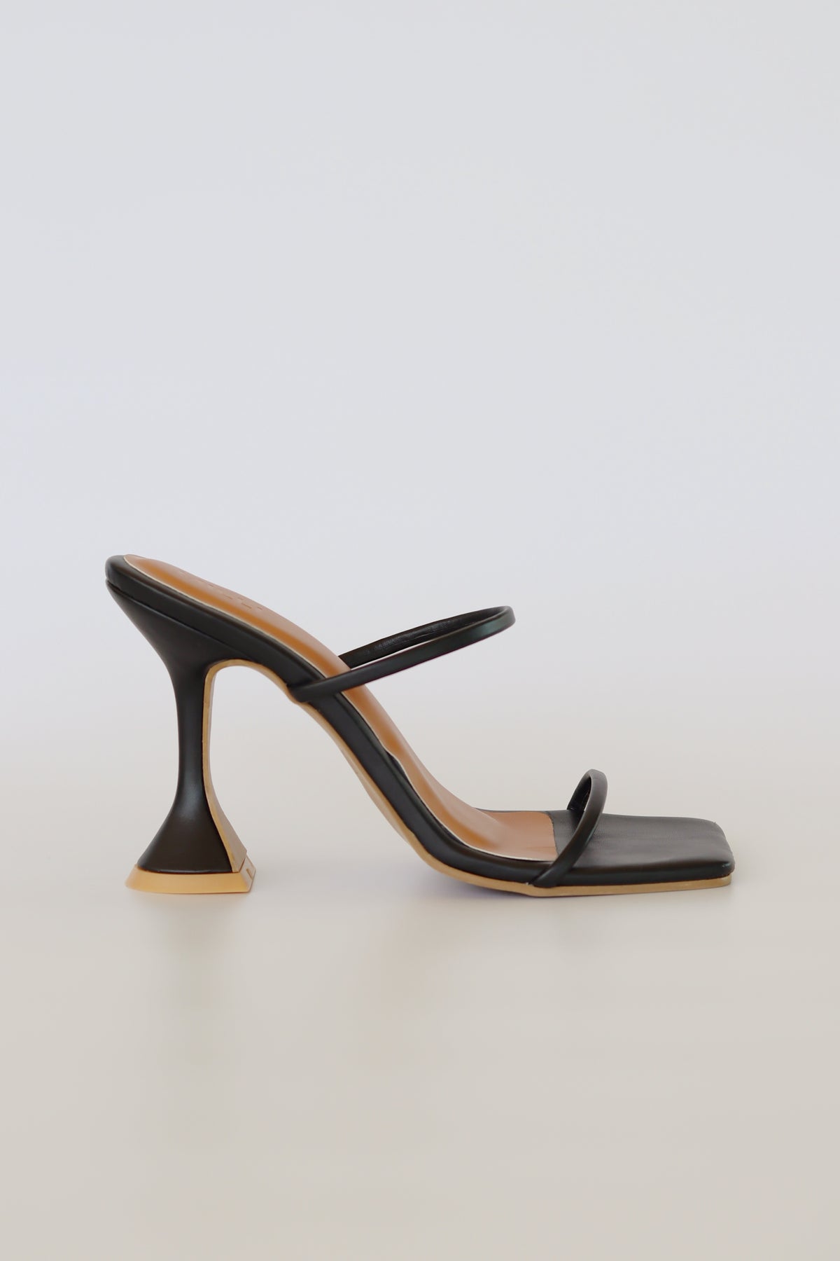 Milli Label Valentina Heels in Black – MILLI LABEL